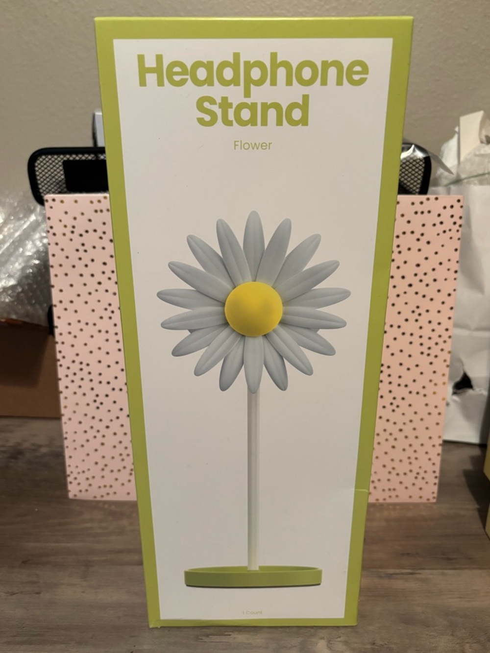 Flower Headphone Stand in White and Yellow